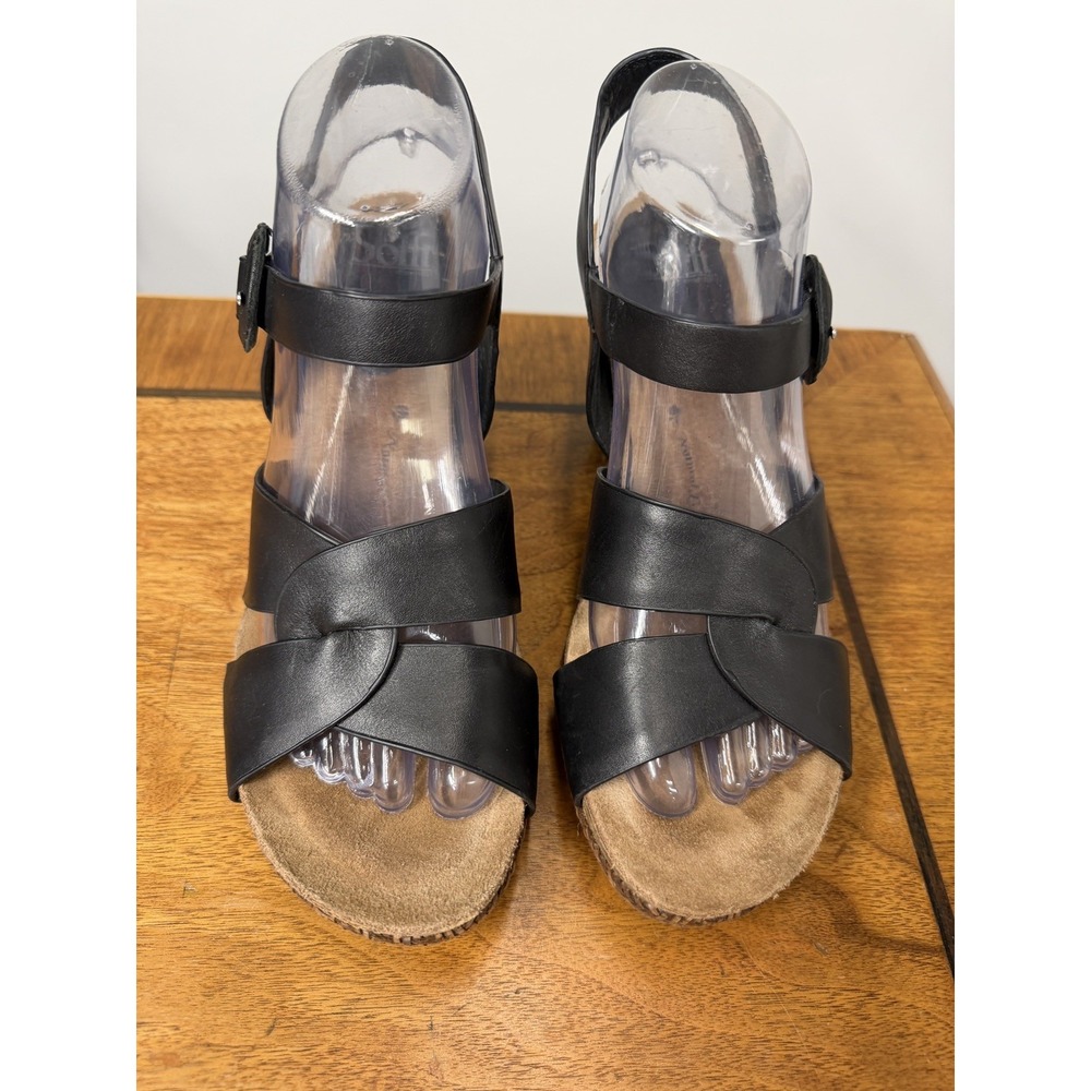 Sofft Women's Size 10 Casidy Black Wedge Sandals Leather Platform Twist
